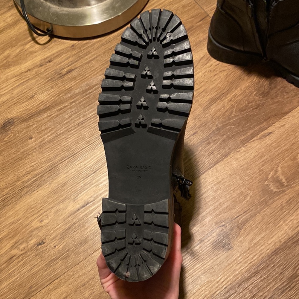 ZARA basic collection combat boots w zippers size 39 - never worn outside - Picture 14 of 14